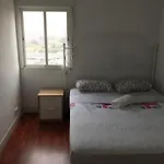 4 Avenida De Buenos Aires