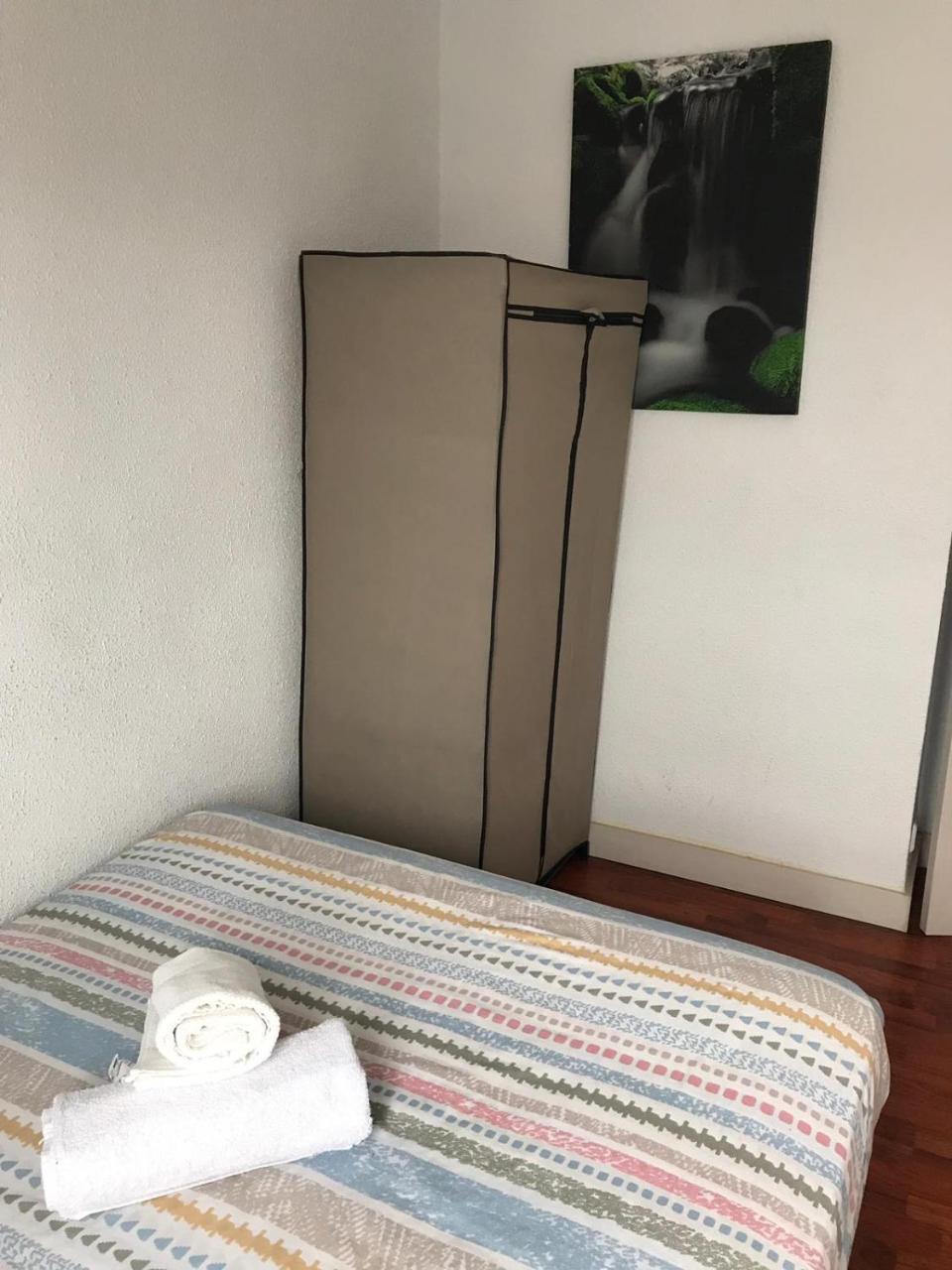 4 Avenida De Buenos Aires * Madrid